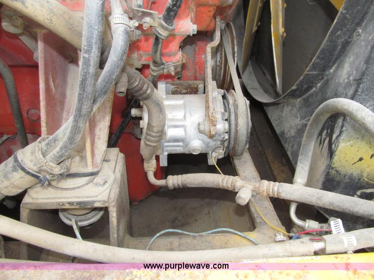 image for item D7468 1998 Moxy MT40 haul truck