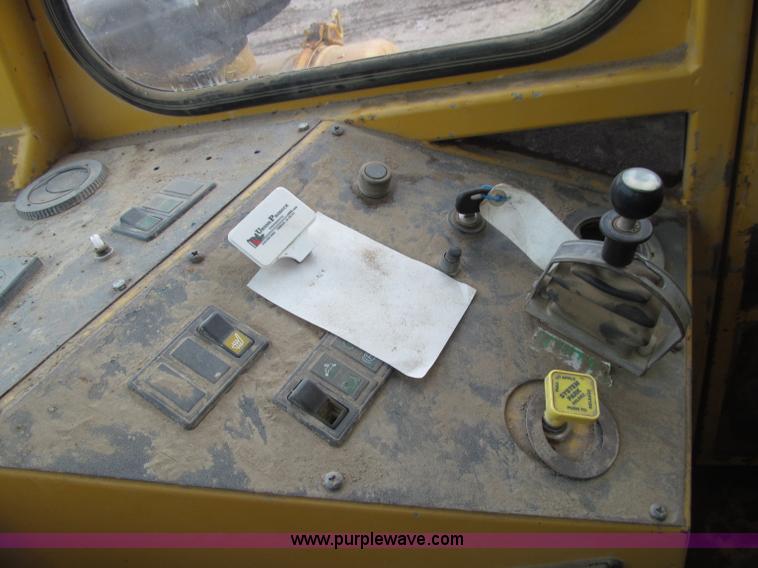 image for item D7468 1998 Moxy MT40 haul truck