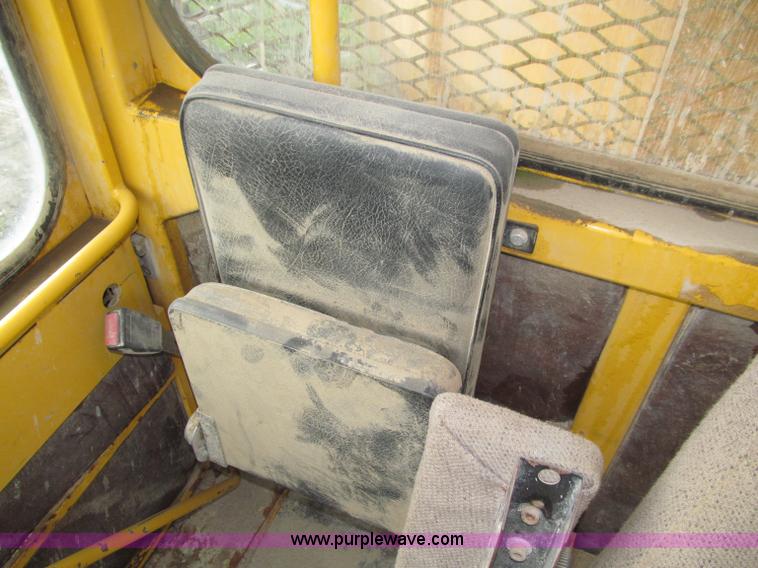 image for item D7468 1998 Moxy MT40 haul truck