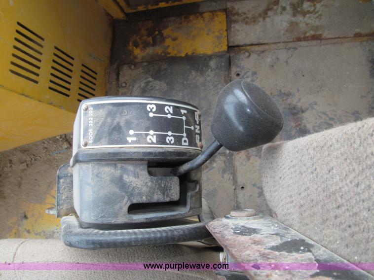 image for item D7468 1998 Moxy MT40 haul truck