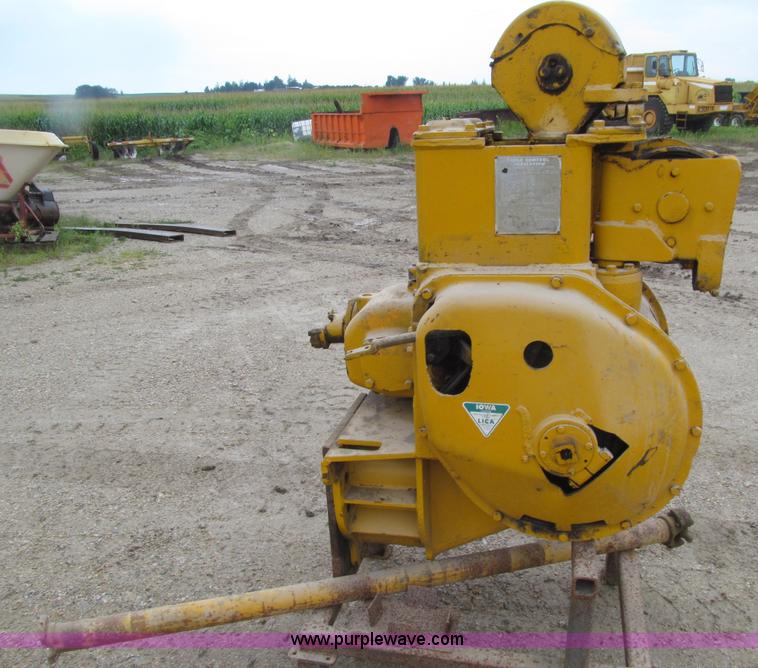 image for item D7471 Caterpillar cable control unit