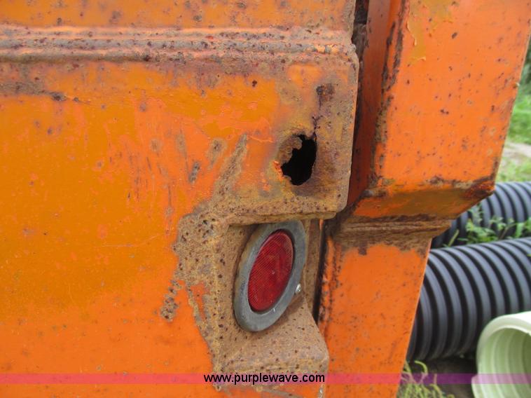 image for item D7472 16' dump bed