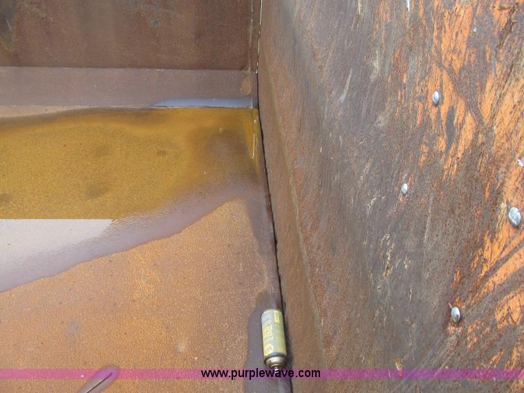 image for item D7472 16' dump bed