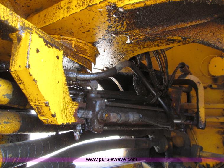 image for item D7476 1981 John Deere 544C wheel loader