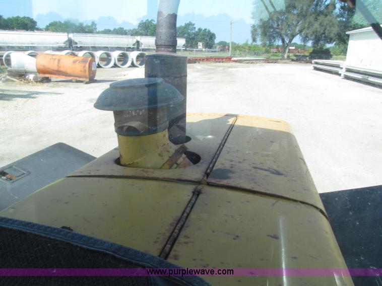 image for item D7476 1981 John Deere 544C wheel loader