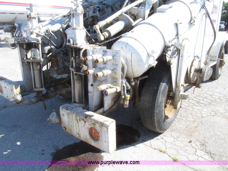 image for item D7477 Ban Corporation self-propelled paint striping machine