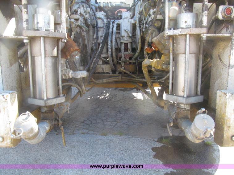 image for item D7477 Ban Corporation self-propelled paint striping machine