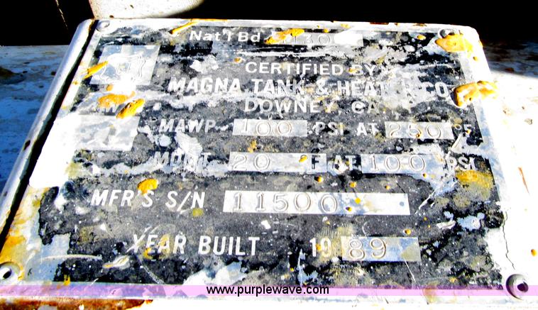 image for item D7477 Ban Corporation self-propelled paint striping machine