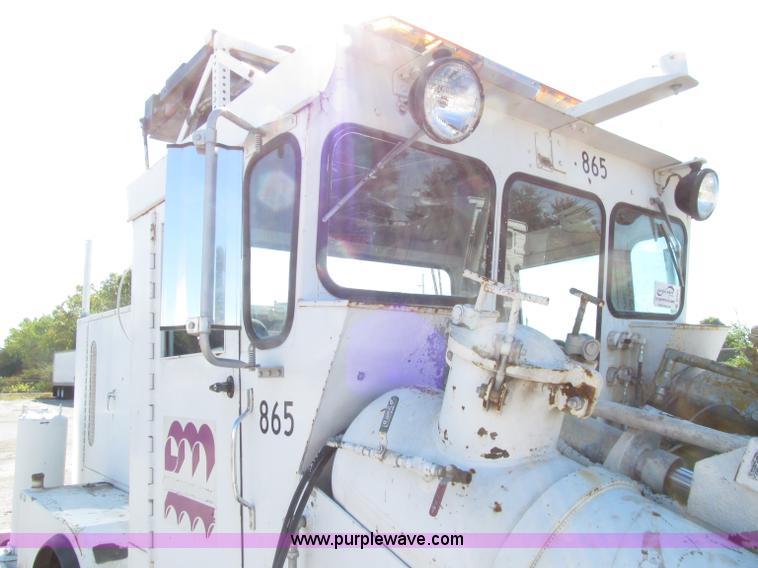 image for item D7477 Ban Corporation self-propelled paint striping machine