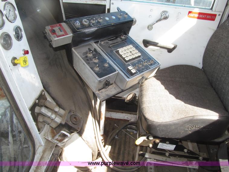 image for item D7477 Ban Corporation self-propelled paint striping machine