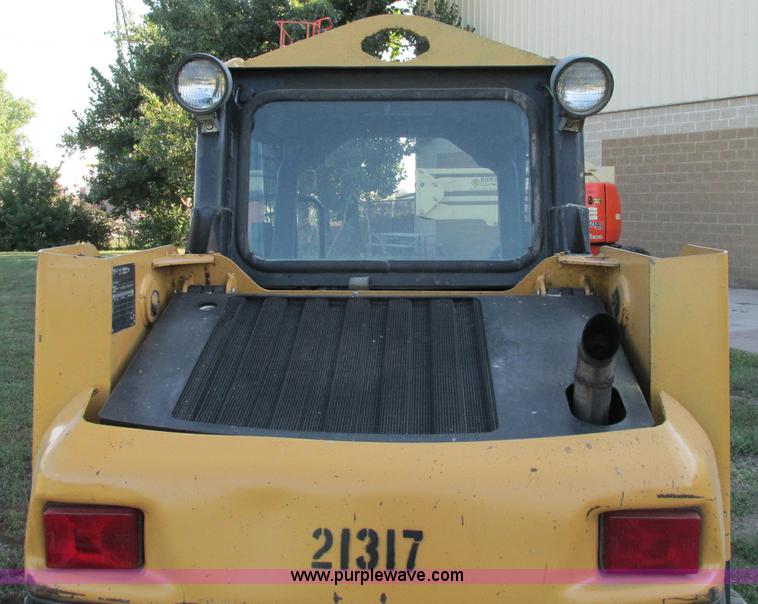 image for item E5193 2003 Caterpillar 247 track skid steer