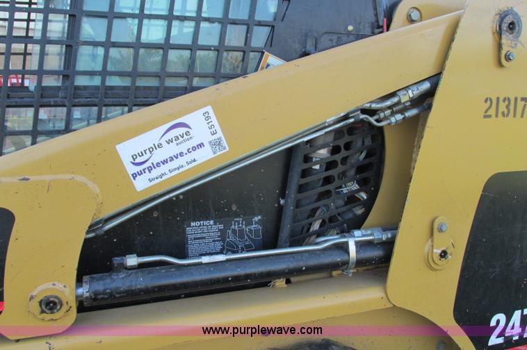 image for item E5193 2003 Caterpillar 247 track skid steer