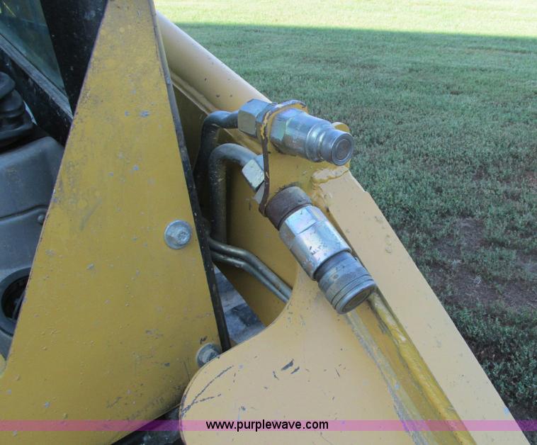 image for item E5193 2003 Caterpillar 247 track skid steer