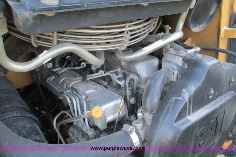 image for item E5193 2003 Caterpillar 247 track skid steer