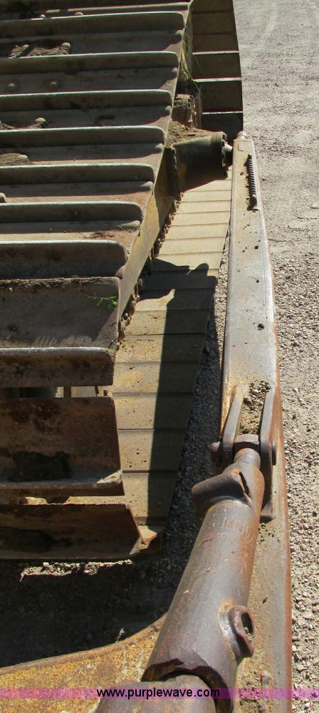 image for item E5194 1997 Caterpillar D6R LGP dozer