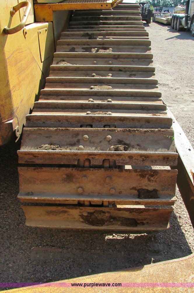 image for item E5194 1997 Caterpillar D6R LGP dozer