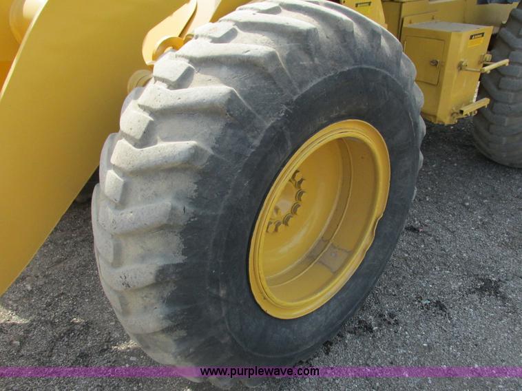 image for item G8993 1987 Komatsu WA150-1 wheel loader