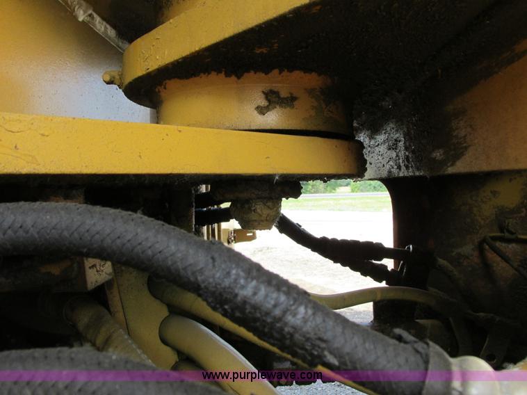 image for item G8993 1987 Komatsu WA150-1 wheel loader