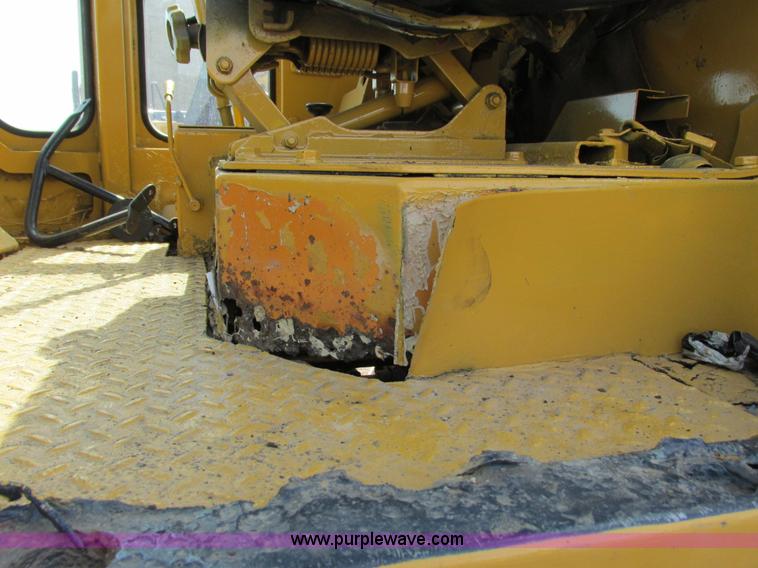 image for item G8993 1987 Komatsu WA150-1 wheel loader
