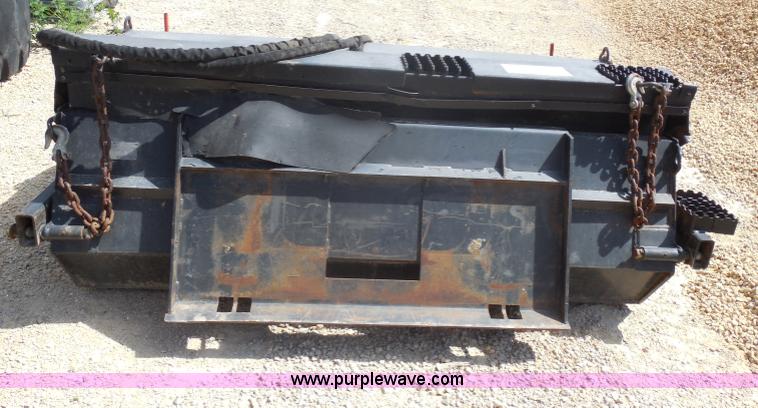 image for item H9809 Caterpillar BT18 skid steer broom