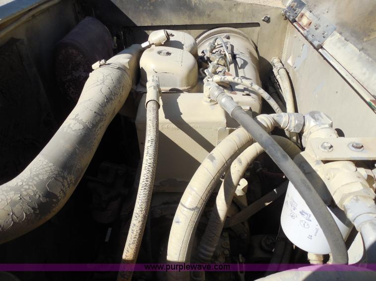 image for item H9812 Ingersoll Rand D25 vibratory roller