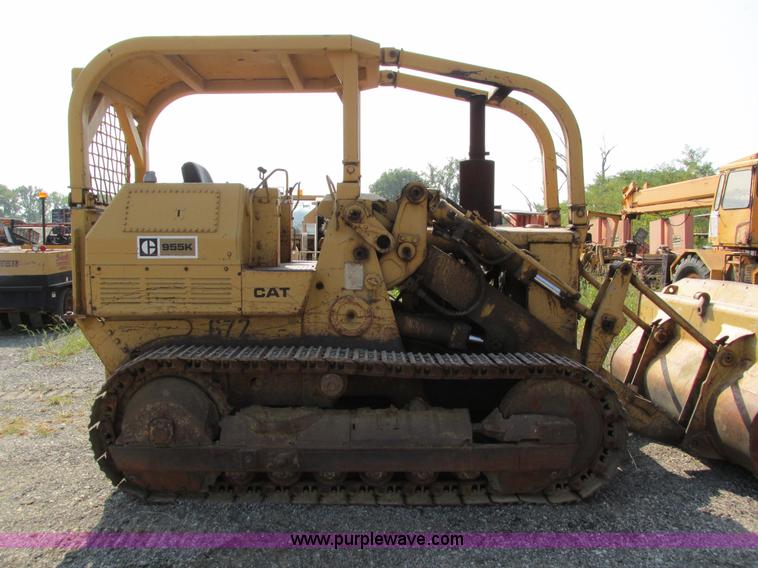 image for item I4250 1970 Caterpillar 955K track loader