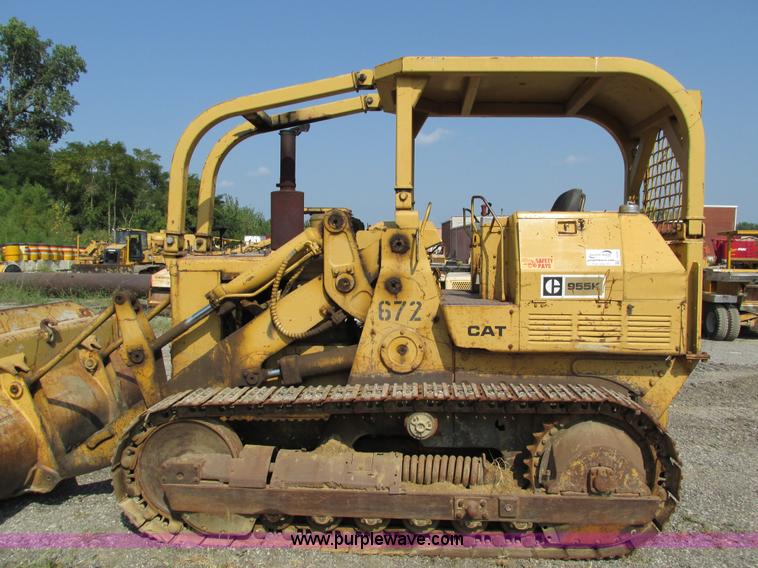 image for item I4250 1970 Caterpillar 955K track loader
