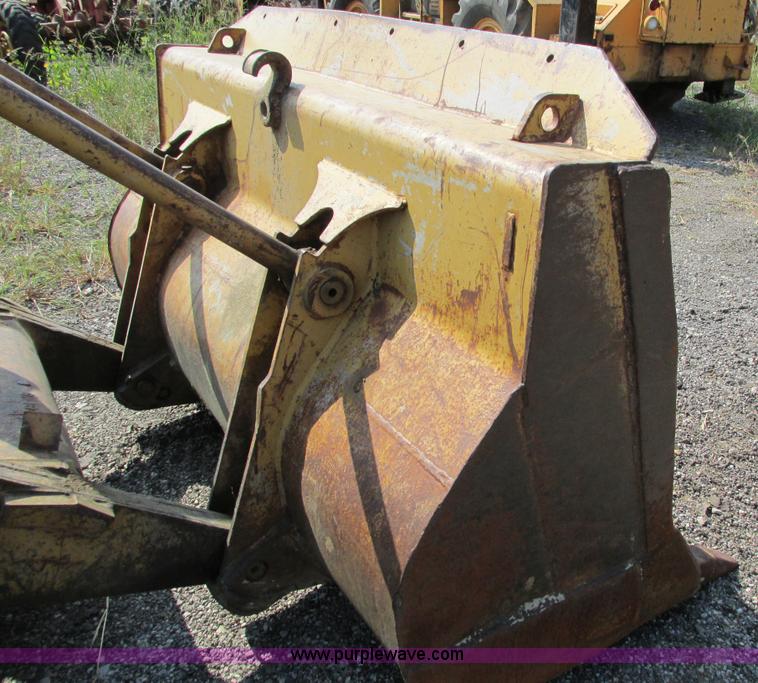 image for item I4250 1970 Caterpillar 955K track loader