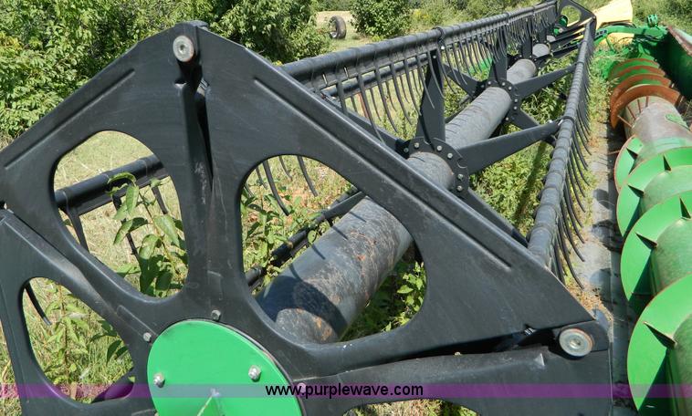 image for item D6023 John Deere 925F flex header