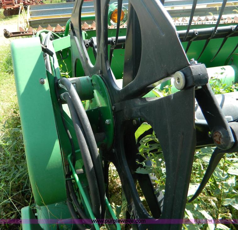image for item D6023 John Deere 925F flex header