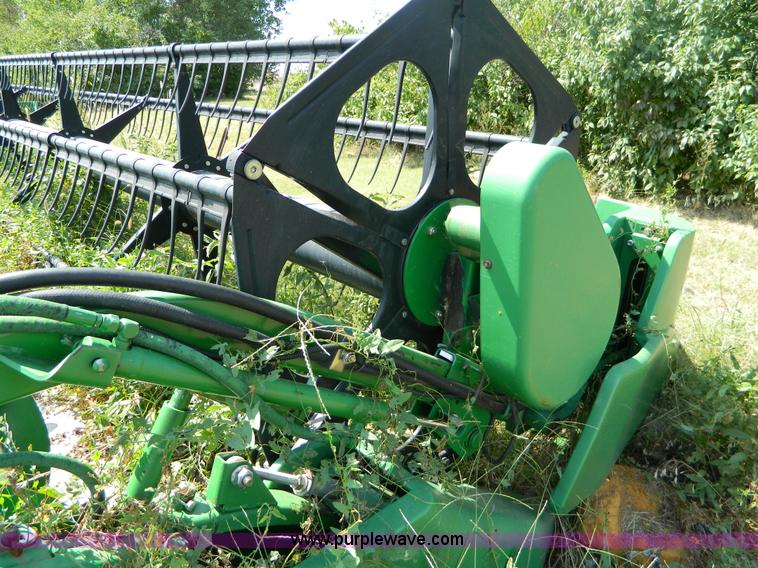 image for item D6023 John Deere 925F flex header