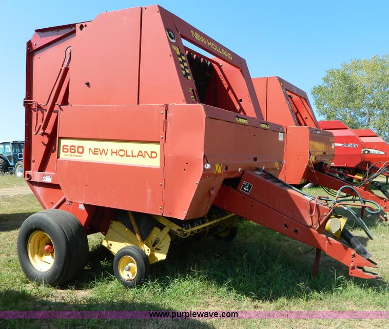 image for item D6029 1991 New Holland 660 round baler