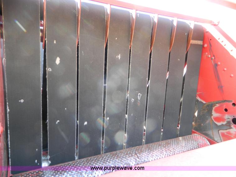 image for item D6029 1991 New Holland 660 round baler