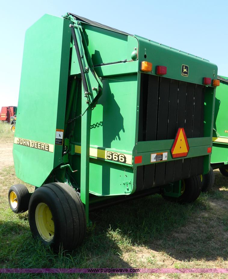 image for item D6030 John Deere 566 round baler