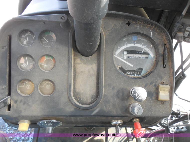 image for item E5159 1978 John Deere 4640 tractor