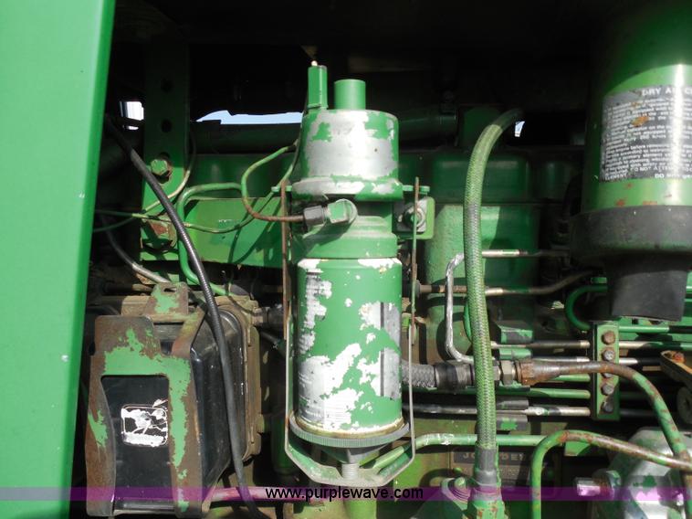 image for item E5159 1978 John Deere 4640 tractor