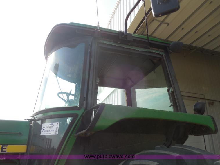 image for item E5159 1978 John Deere 4640 tractor