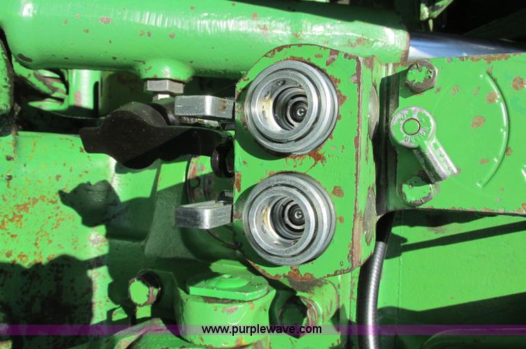 image for item E5159 1978 John Deere 4640 tractor