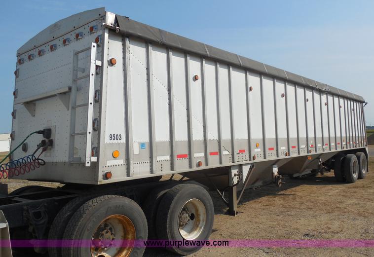 image for item E5170 1995 Corn Husker 40' grain trailer