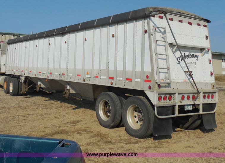 image for item E5170 1995 Corn Husker 40' grain trailer