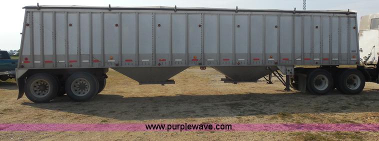 image for item E5170 1995 Corn Husker 40' grain trailer
