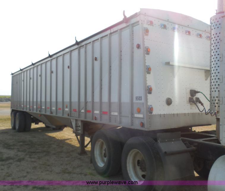 image for item E5170 1995 Corn Husker 40' grain trailer