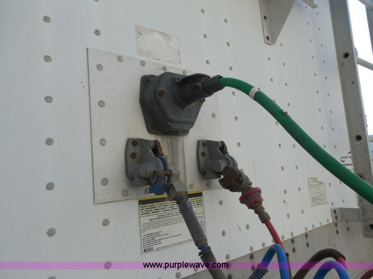 image for item E5170 1995 Corn Husker 40' grain trailer