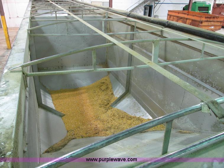 image for item E5170 1995 Corn Husker 40' grain trailer