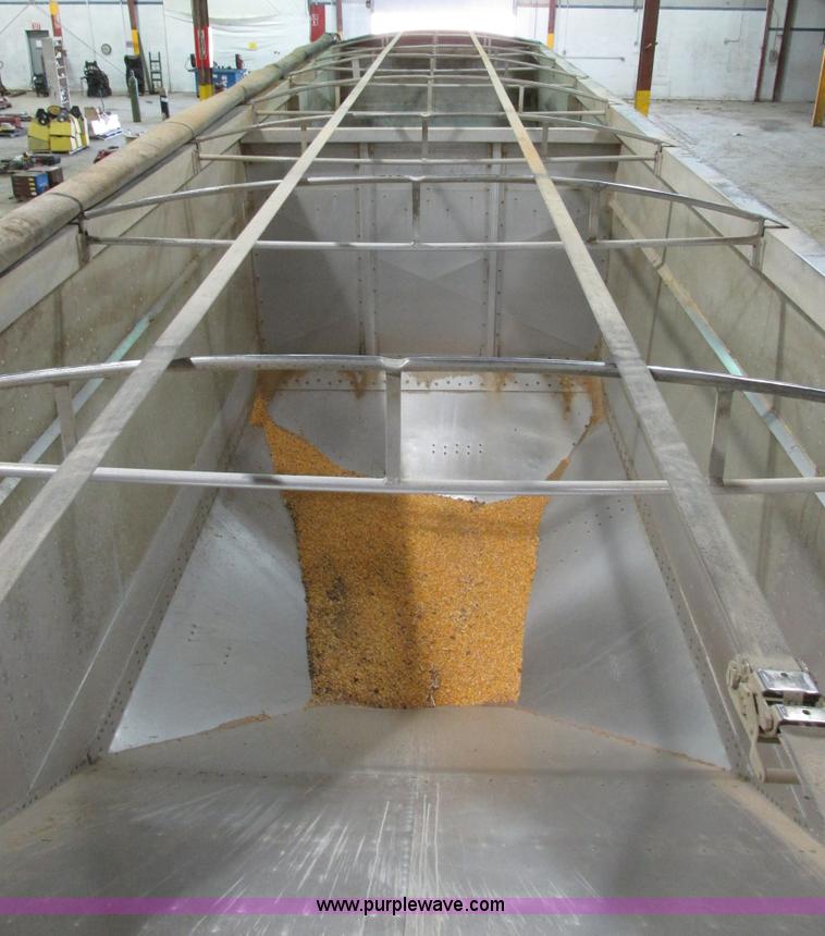 image for item E5170 1995 Corn Husker 40' grain trailer