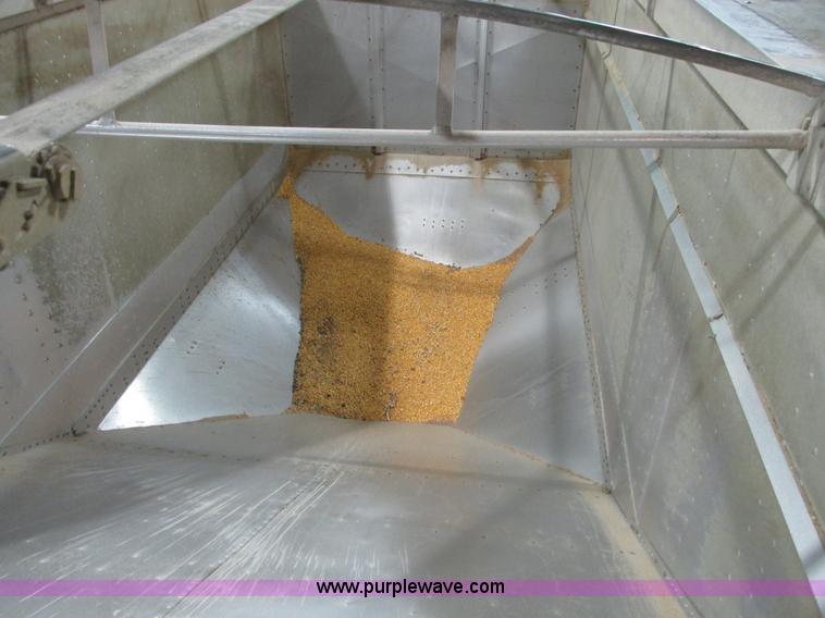 image for item E5170 1995 Corn Husker 40' grain trailer