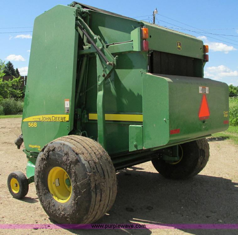 image for item E5174 2010 John Deere 568 round baler