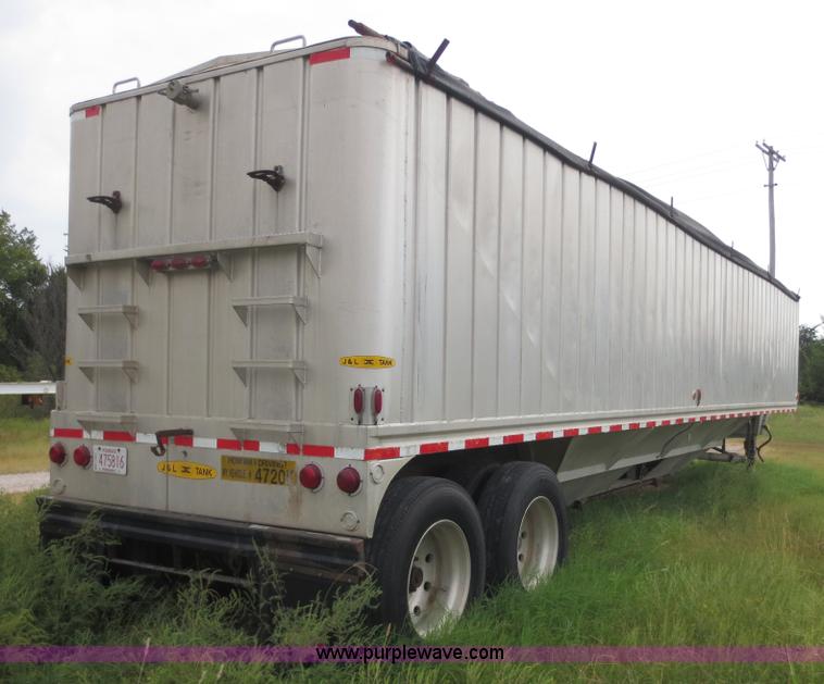 image for item F6657 1992 J&L 41' dual purpose liquid/dry bulk trailer