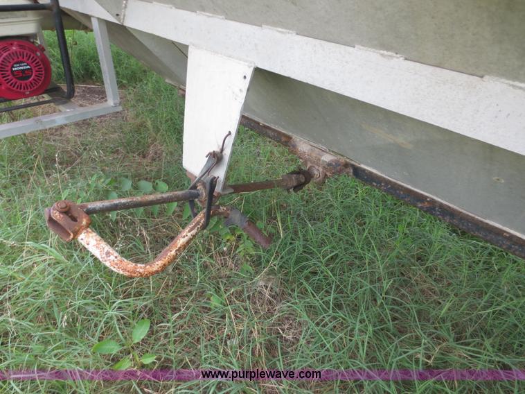 image for item F6657 1992 J&L 41' dual purpose liquid/dry bulk trailer