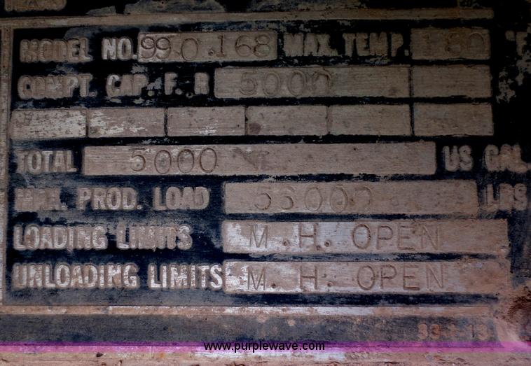 image for item F6657 1992 J&L 41' dual purpose liquid/dry bulk trailer